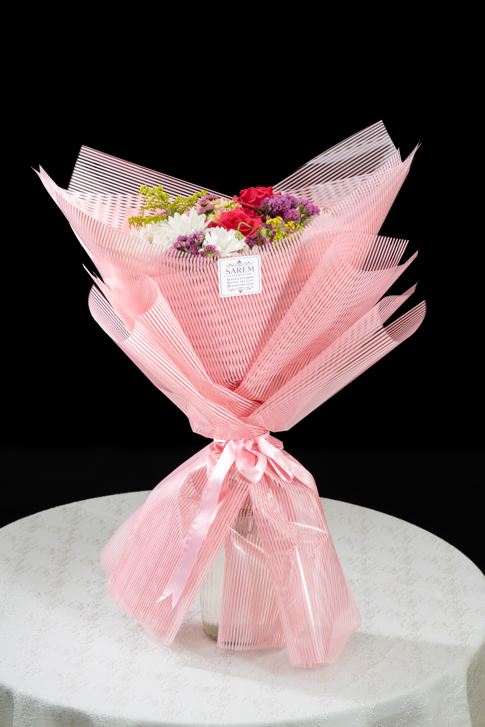 Karışık Buket Pembe Çizgili Ambalaj